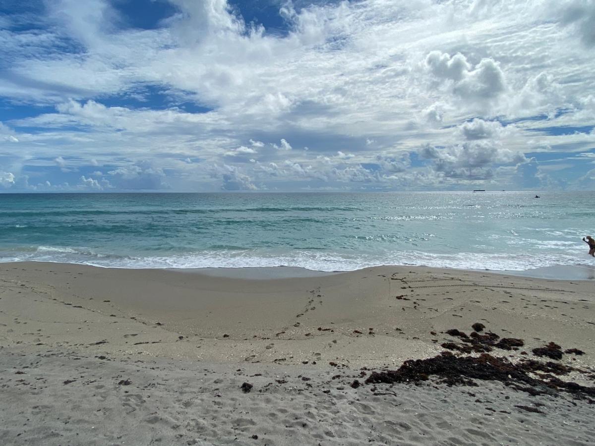 Palm Beach Island Condominiums Eksteriør billede